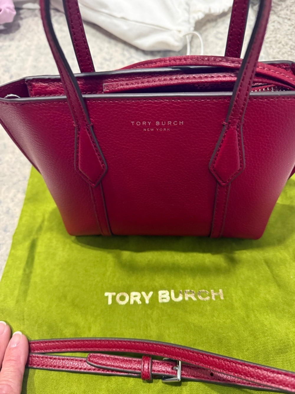 Tory Burch mini Perry - Picture 1 of 5